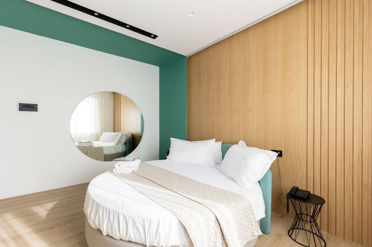 Plana Hotel Caserta Buitenkant foto