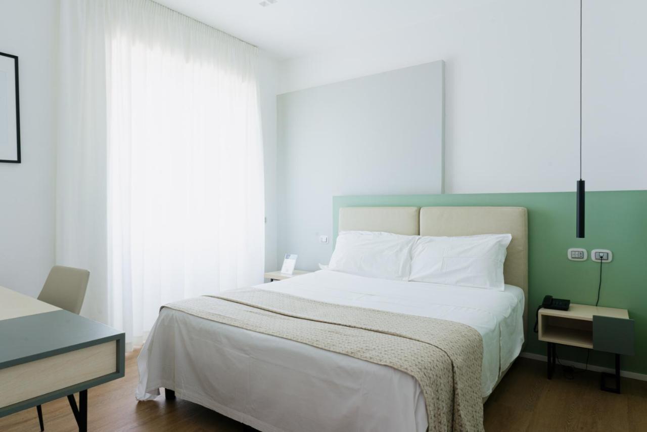 Plana Hotel Caserta Buitenkant foto
