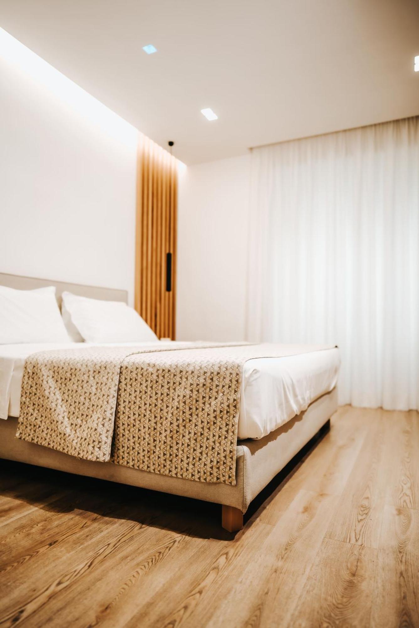 Plana Hotel Caserta Buitenkant foto