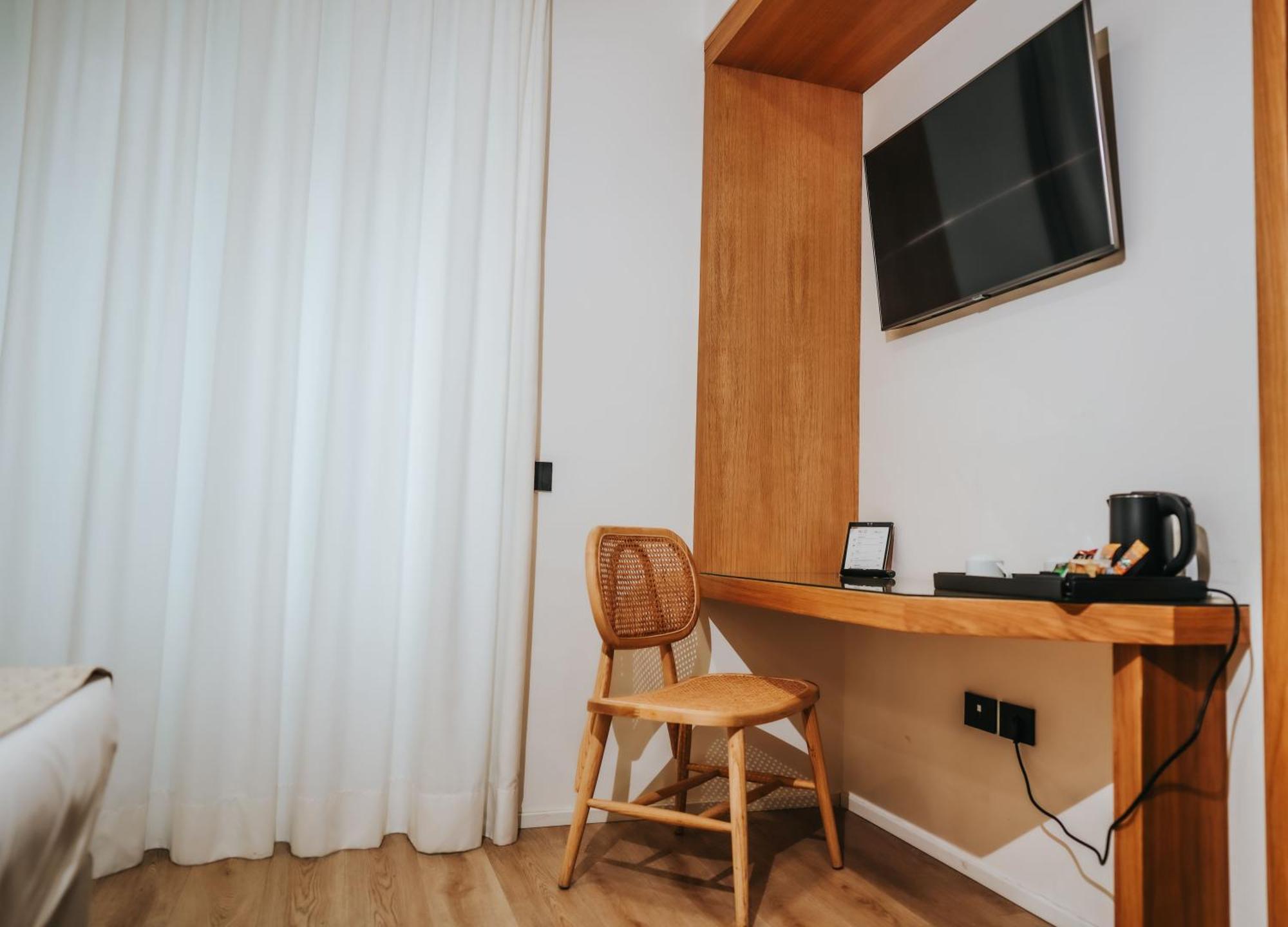 Plana Hotel Caserta Buitenkant foto