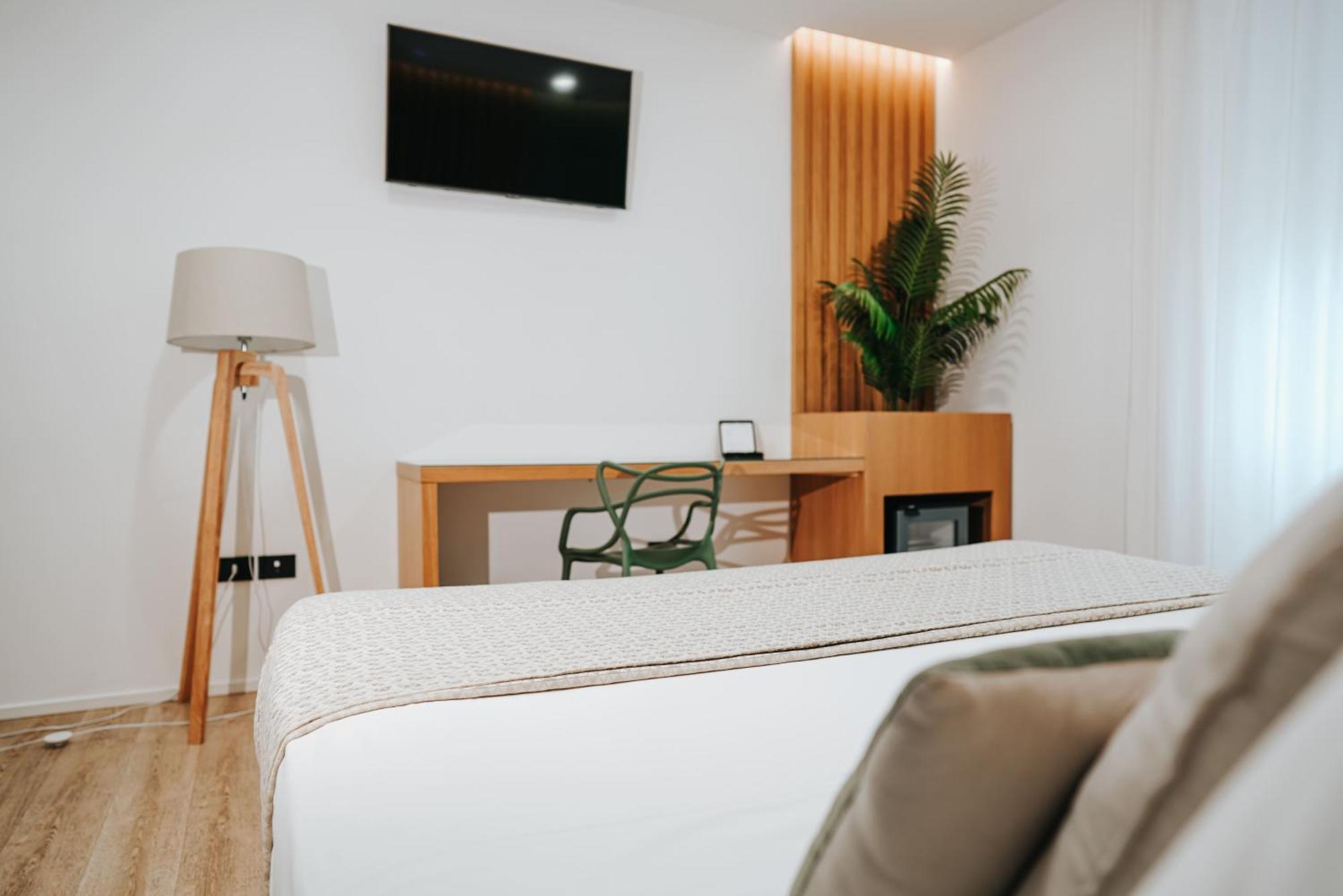 Plana Hotel Caserta Buitenkant foto