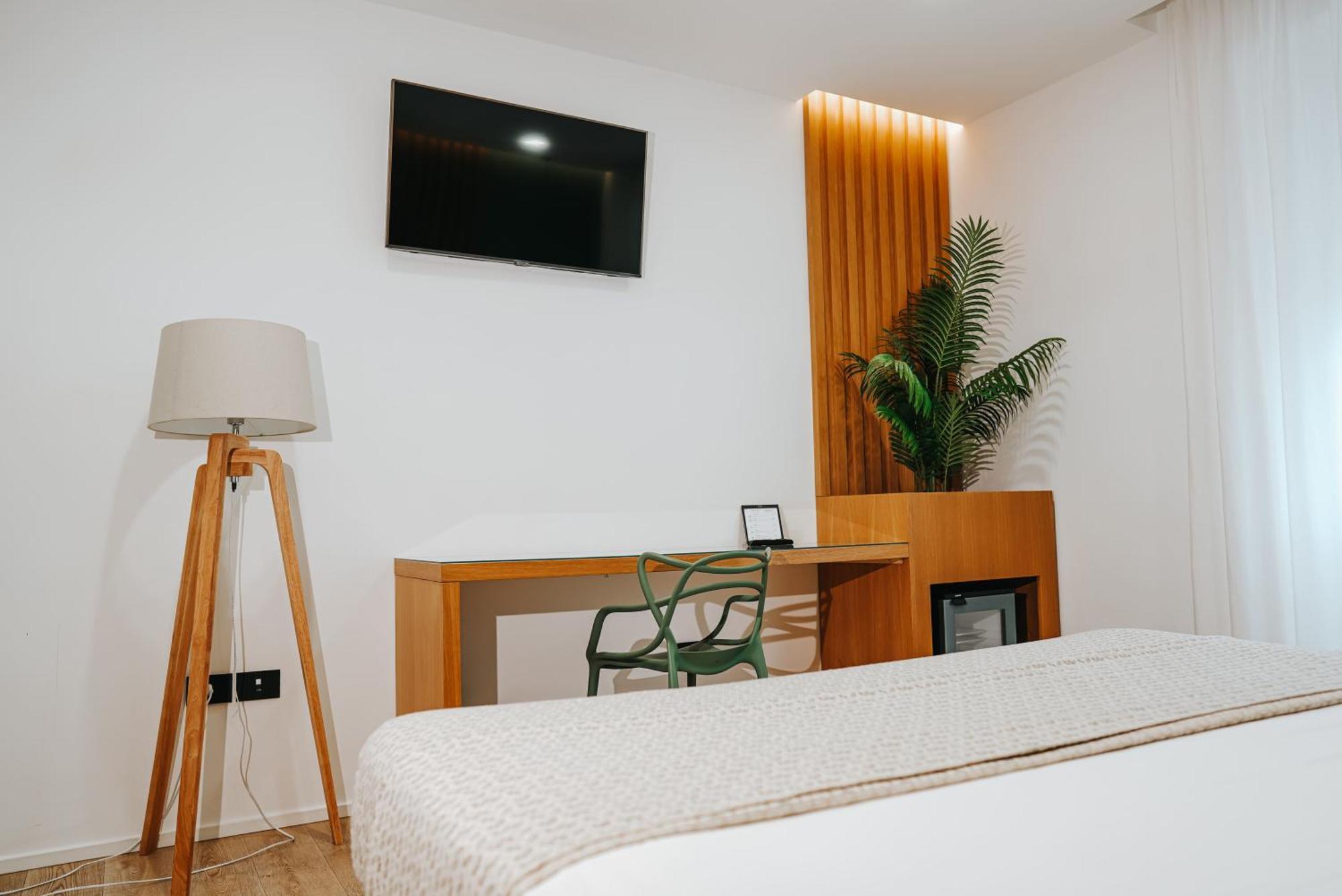 Plana Hotel Caserta Buitenkant foto